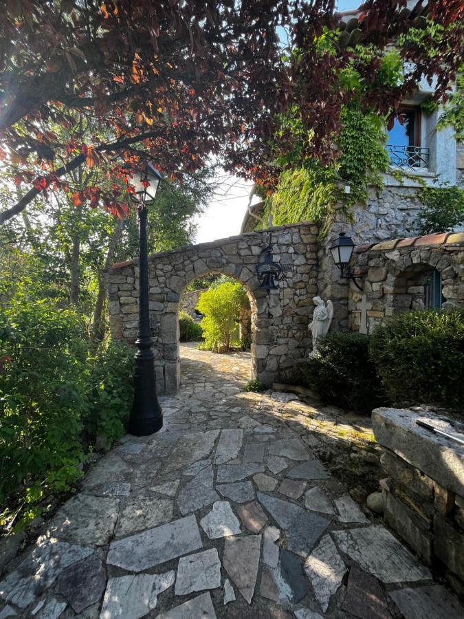 Le Priolat Des Anges Aux Portes Des Gorges Du Verdon トリガンス エクステリア 写真
